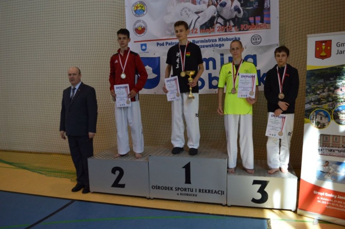 XXVII Mistrzostwa Polski Junior&oacute;w w Kłobucku